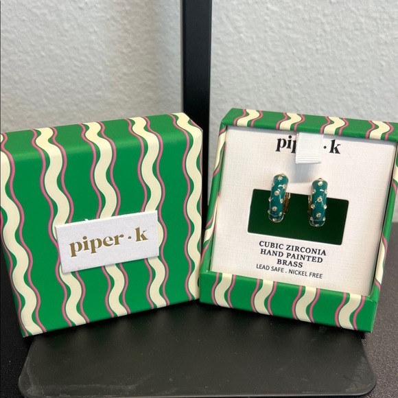 Piper K | Hoop Earrings ✨ - Picture 1 of 7